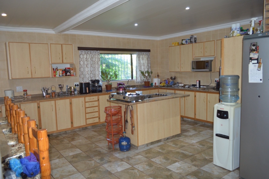 6 Bedroom Property for Sale in Doringkruin North West